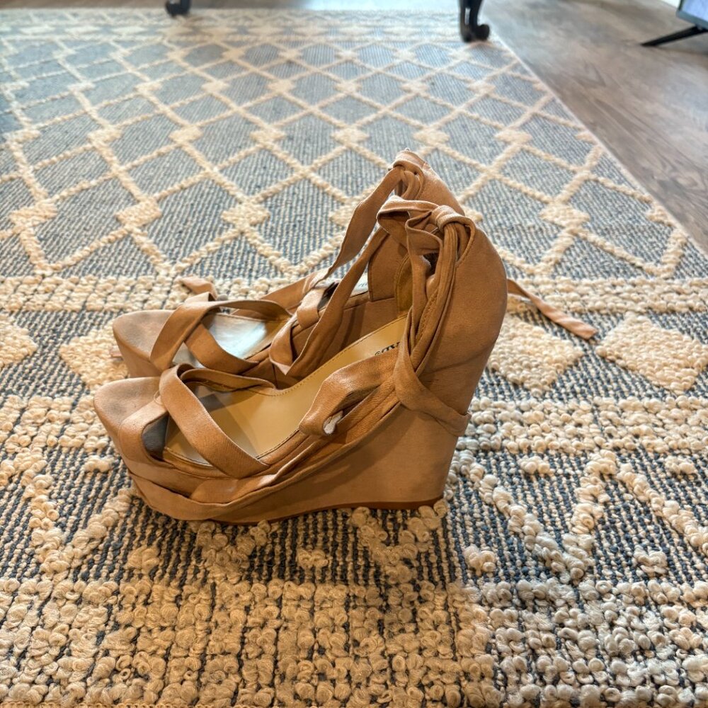 JUST FAB Women’s Size 10 Tan Suede Strappy Wedges